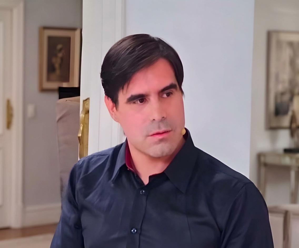 Escritor Claudio Aguilar