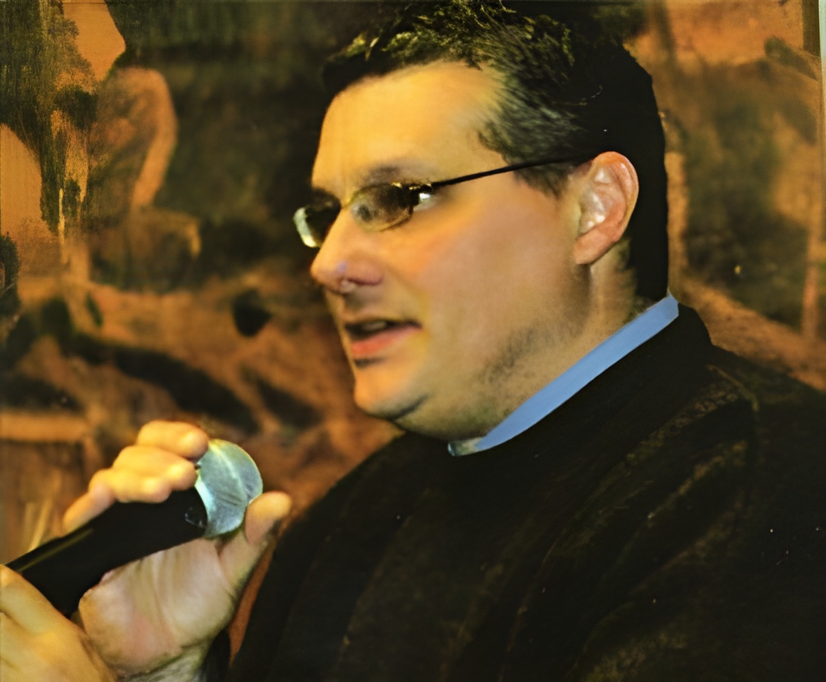 Escritor Jorge Francisco Machón