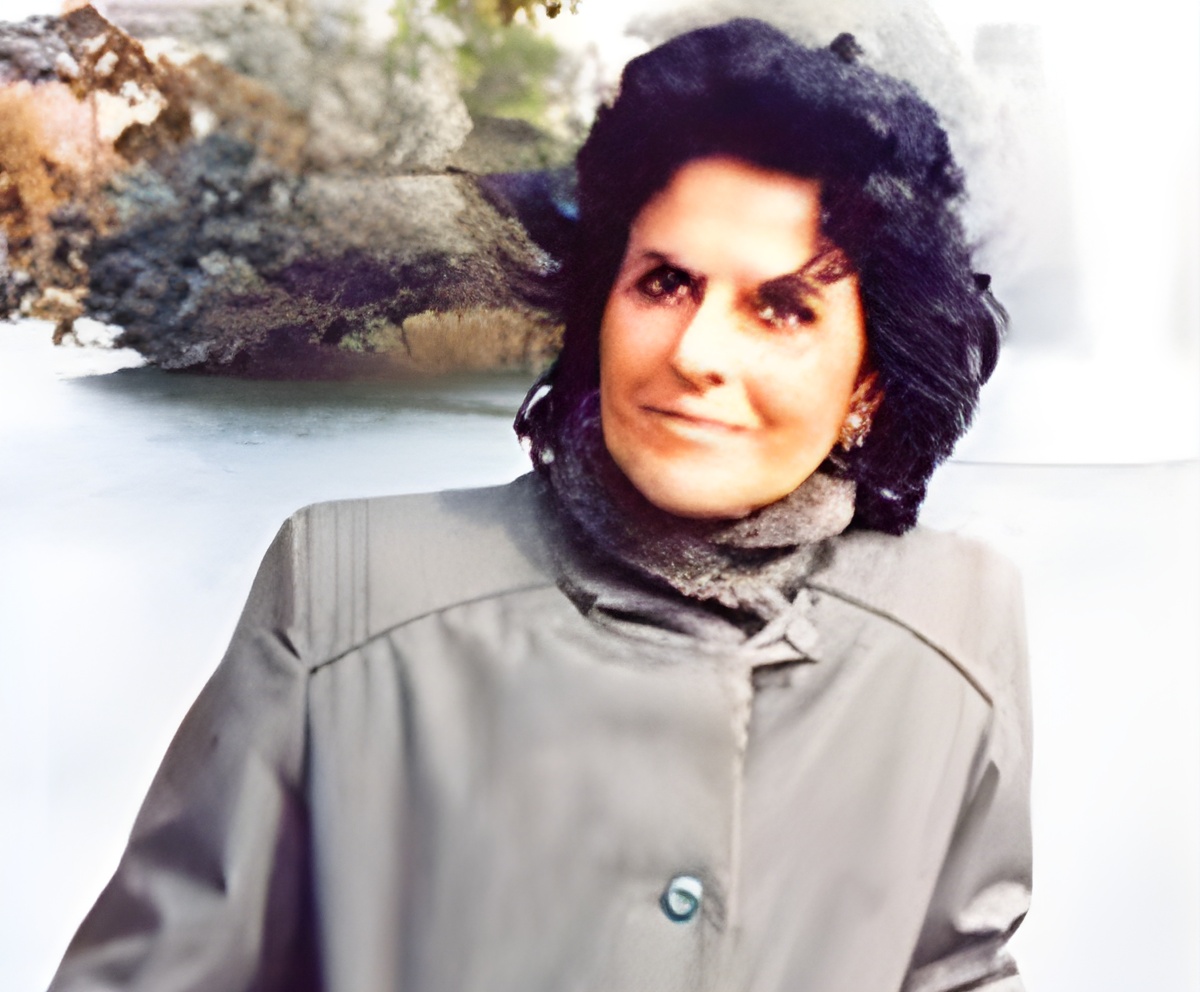 Escritora Olga Olivera Alcuri