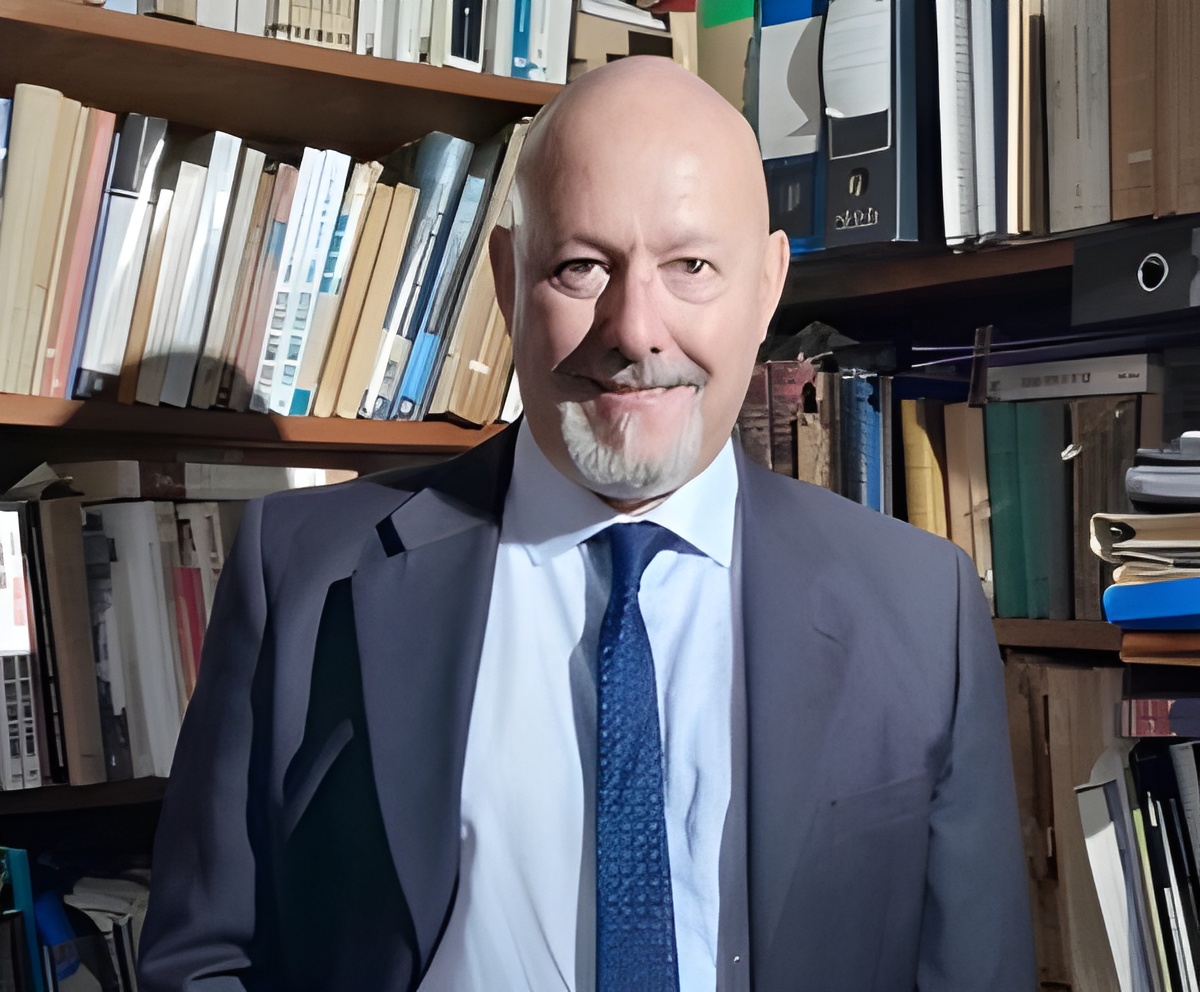 Escritor Tomás Sansón Corbo