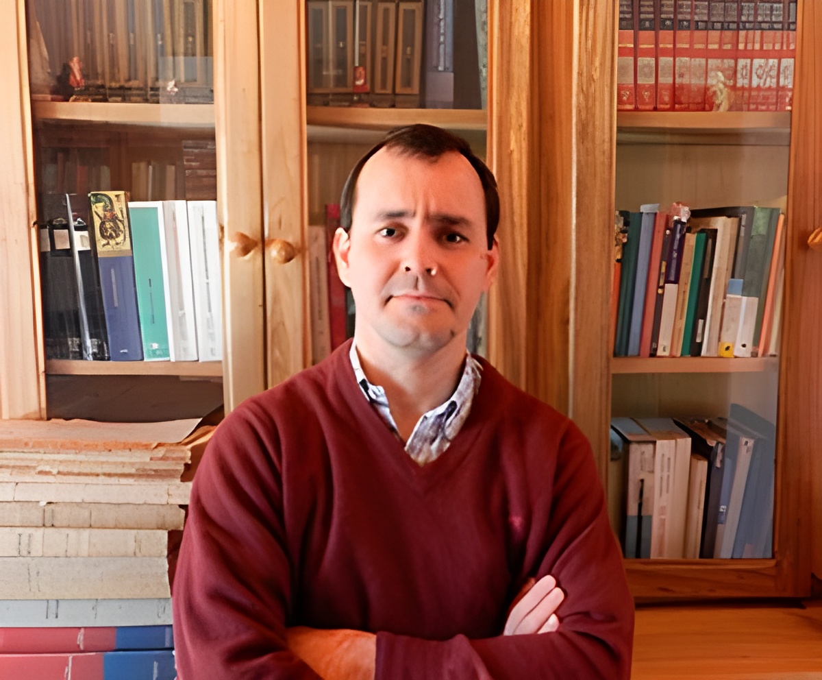 Escritor Oscar Daniel Cantero